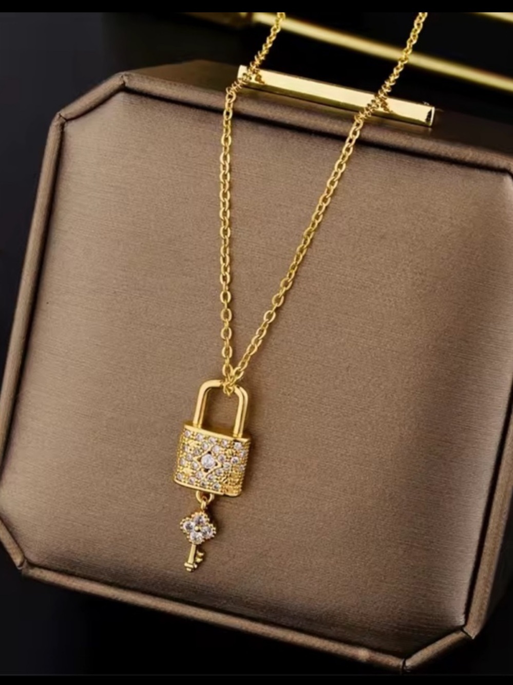 Gold Padlock Key Pendant Necklace - Picture 2 of 2